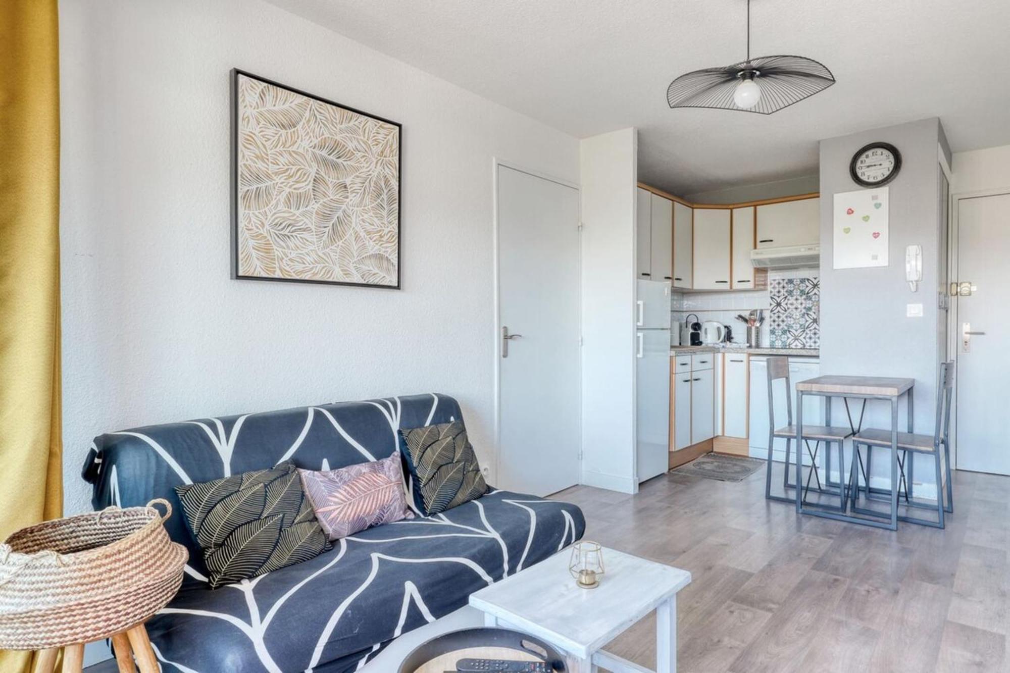 T2 600 M From The Beach! Air-Conditioned Le Lavandou Eksteriør billede
